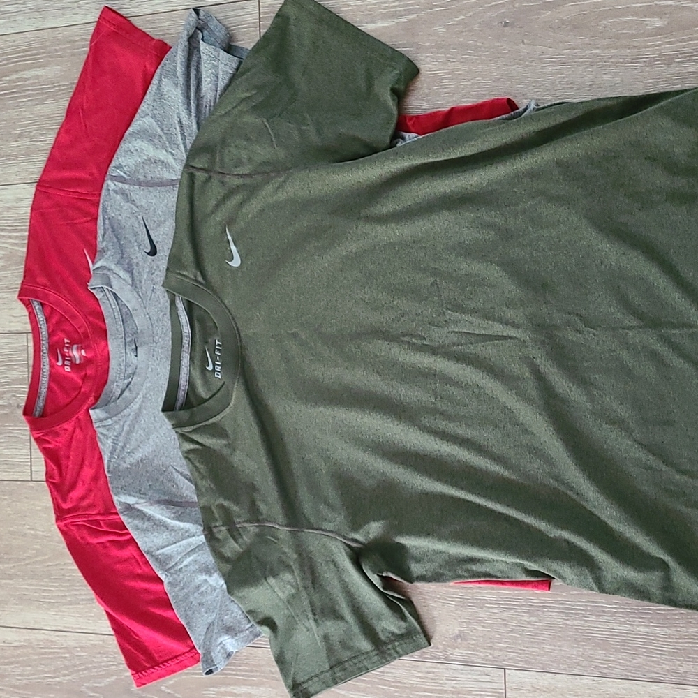 3 nike dry fit short sleeve shirts